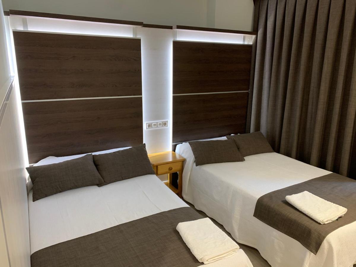 Hotel Ric Sabadell Exterior foto